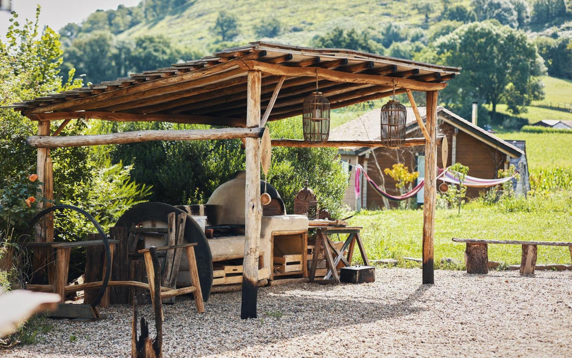 Les Fous Du Village Saint-Esteben Bagian luar foto